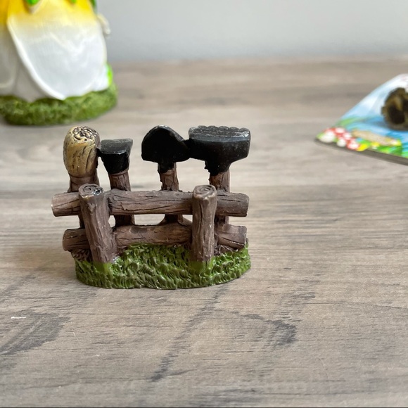 Fairy Garden Set with Yellow House NWT - Picture 10 of 10